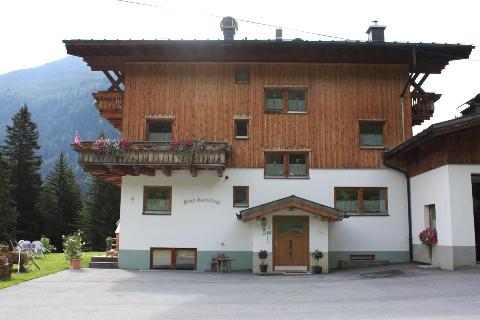 Pension Sattelkopf Sankt Anton am Arlberg Dış mekan fotoğraf